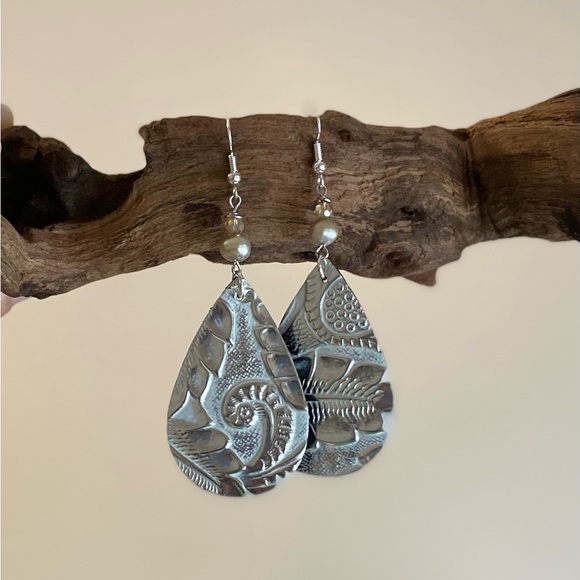 Hand Crafted Jewelry - Silver metallic teardrop dangle drop earrings boho glam freshwater Pearl